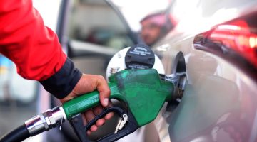 أسعار البنزين والسولار الرسمية.. قرار عاجل من وزارة التموين بشأن بيع المواد البترولية