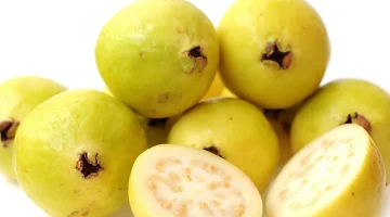 ما هو تأثير تناول ثمرة من” الجوافة ” على الكوليسترول ؟ .. معلومات قيمة جدا !!